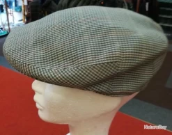 Casquette Carreaux Tweed Vert "made In Fance" BEST QUALITY Taille 60 1986-60 PINEAU -Big Chocolate Outoutd. 00004 casquette carreaux tweed vert made in fance BEST QUALITY taille 60 1986 60 PINEAU